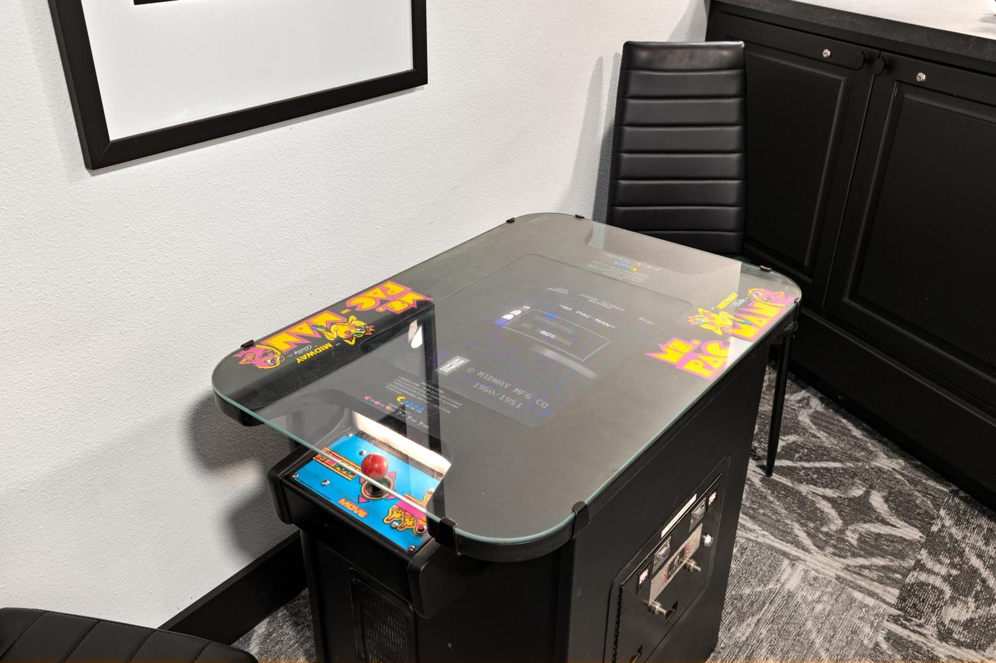 Icon Inn エレンズバーグ エクステリア 写真